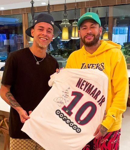 Willian Guimaraes With Neymar Jr