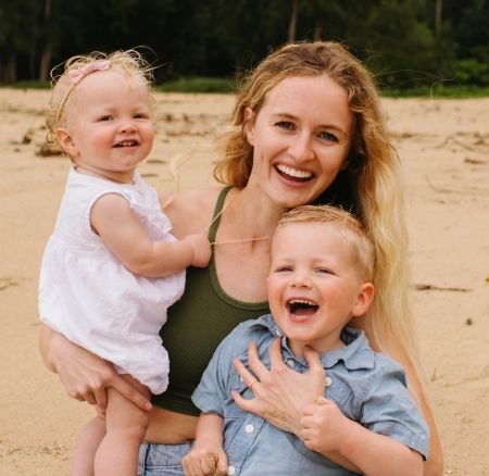 Hailey Terry Image With Kids